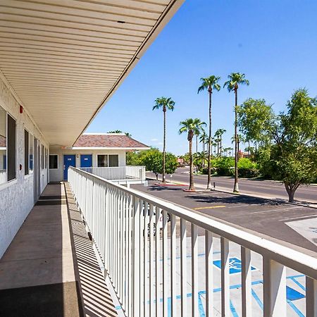 Motel 6 Mesa North Bagian luar foto