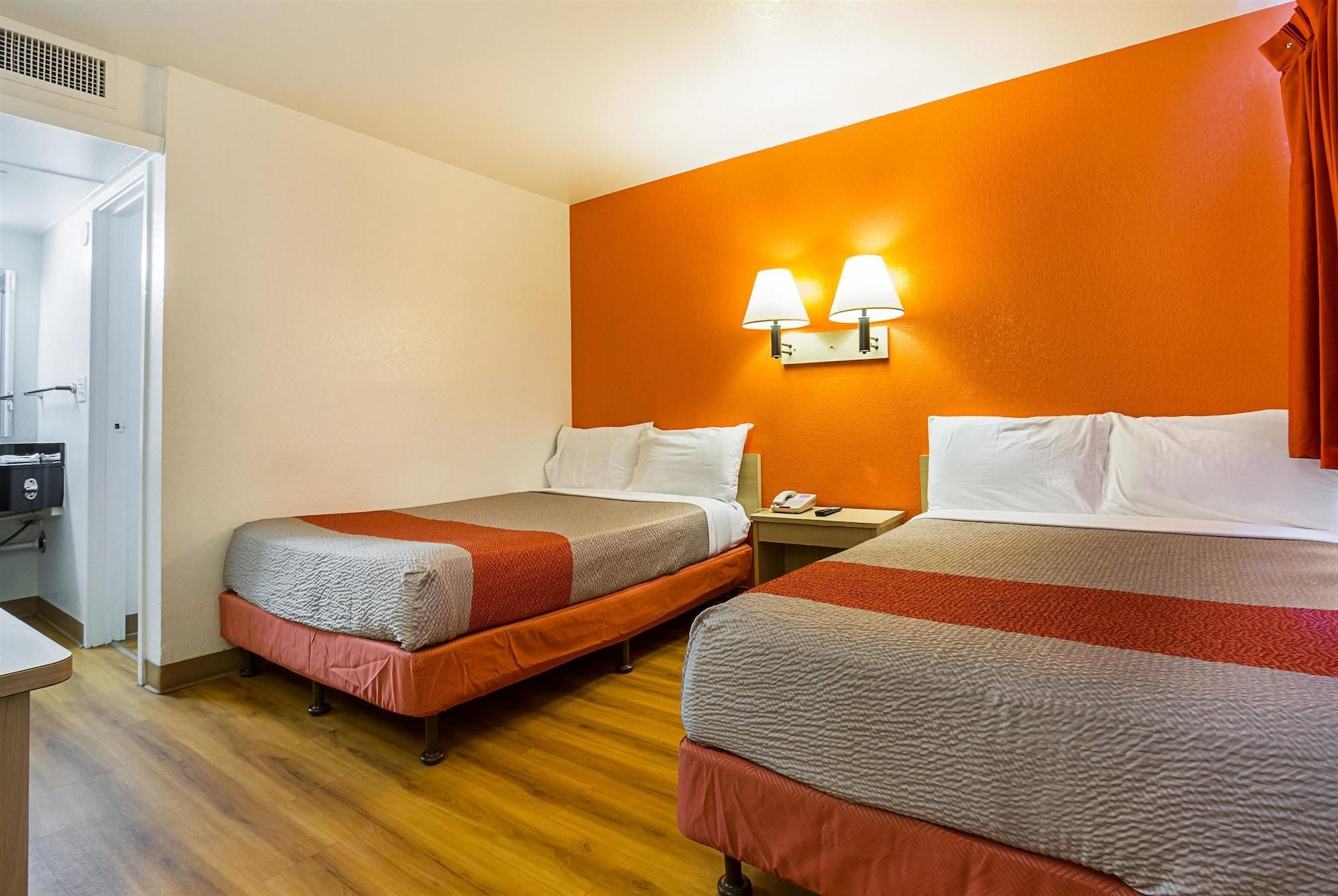 Motel 6 Mesa North Bagian luar foto