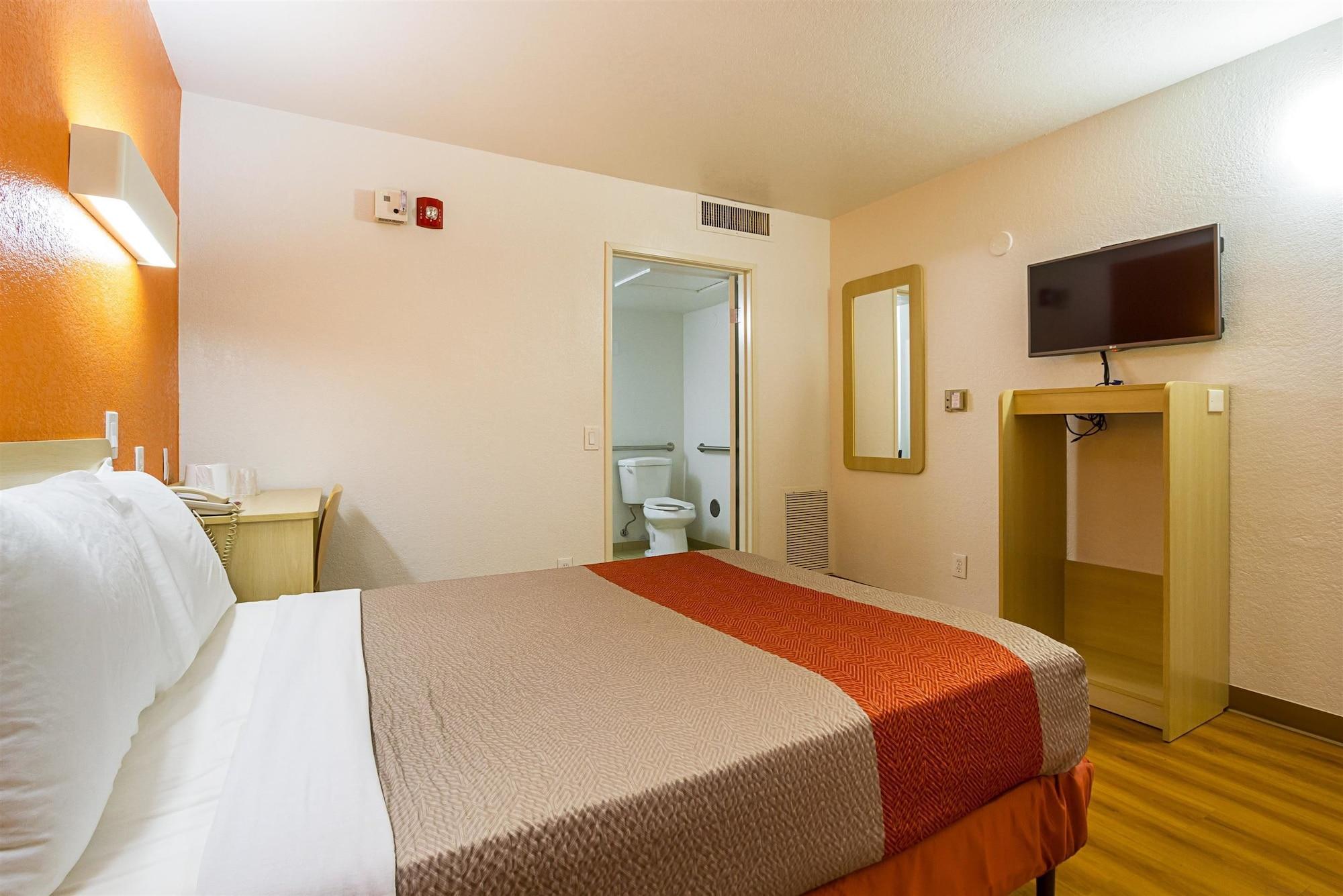 Motel 6 Mesa North Bagian luar foto